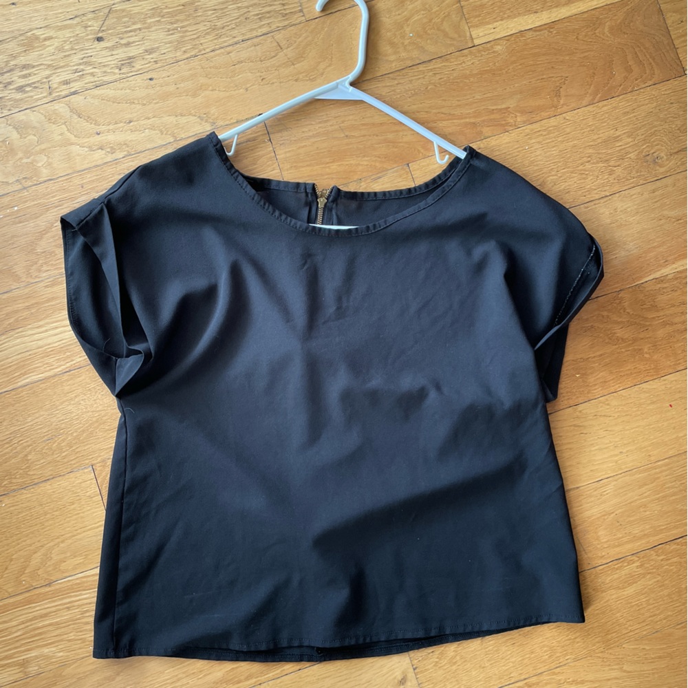 Kiss Me black crop top